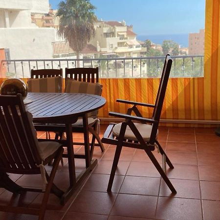 Benalmadena Costa Malaga Apartamento Muy Acogedor Con Vistas Al Mar Terraza Gigante Para Verano E Invierno Parking Exterior photo